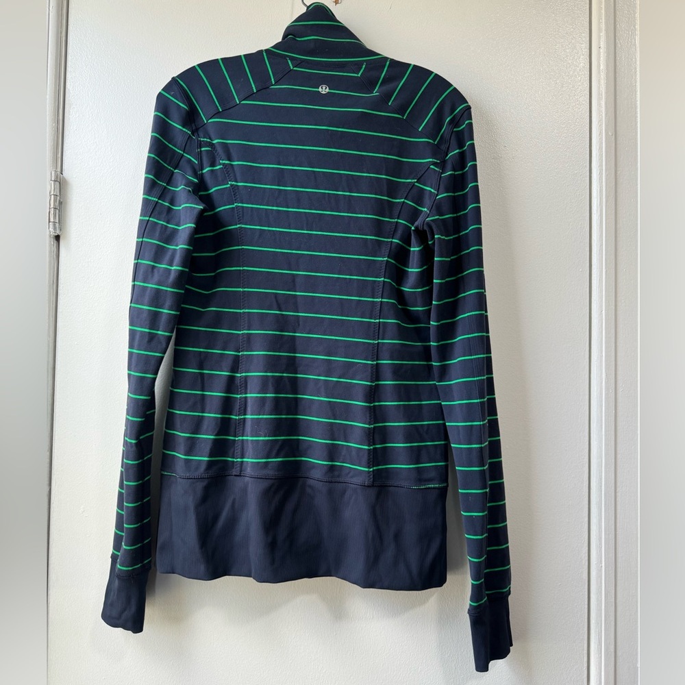 Lululemon Nice Asana Jacket Size 8 - Picture 5 of 7